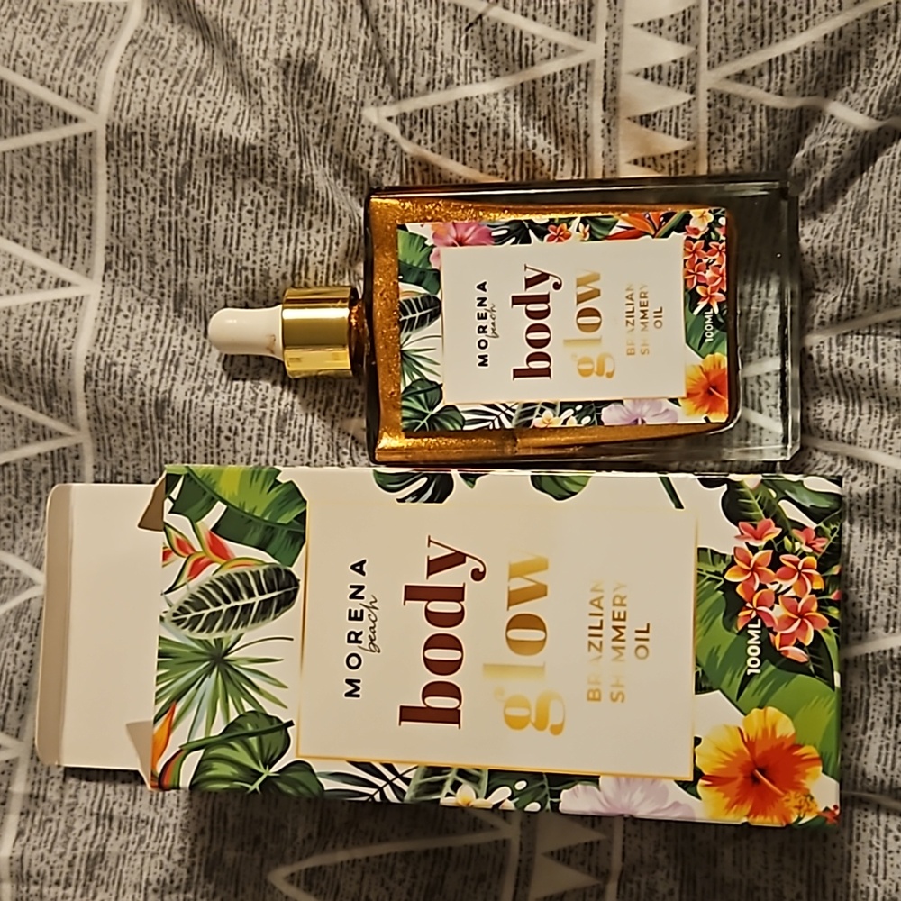 Morena body shimmer